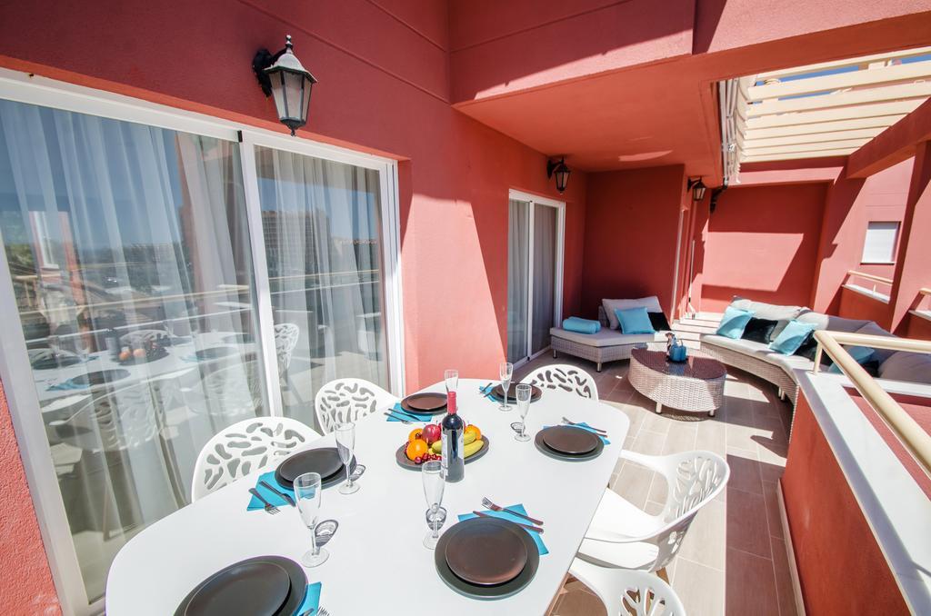 Apartamento Gorgeous 170 Sq.M. Penthouse With Sea View Terraces Benalmádena Exterior foto