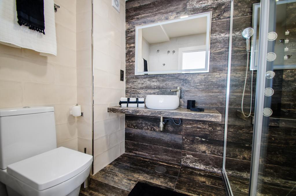 Apartamento Gorgeous 170 Sq.M. Penthouse With Sea View Terraces Benalmádena Exterior foto