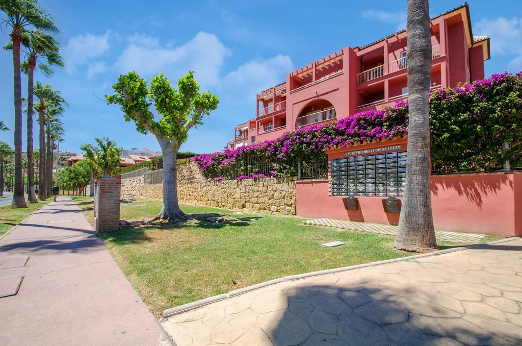 Apartamento Gorgeous 170 Sq.M. Penthouse With Sea View Terraces Benalmádena Exterior foto