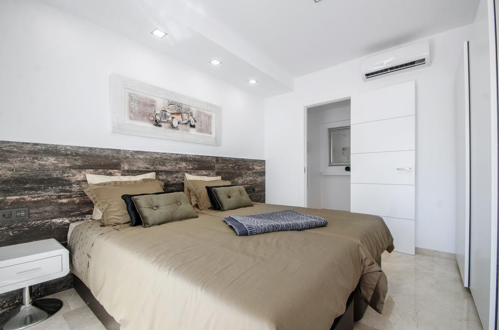 Apartamento Gorgeous 170 Sq.M. Penthouse With Sea View Terraces Benalmádena Exterior foto